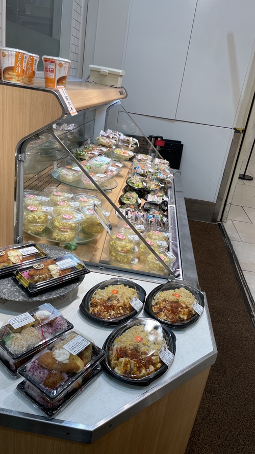 クックデリ御膳あべのキューズモール店の店内写真