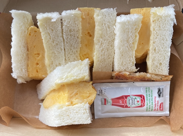 玉子サンド eggcafe