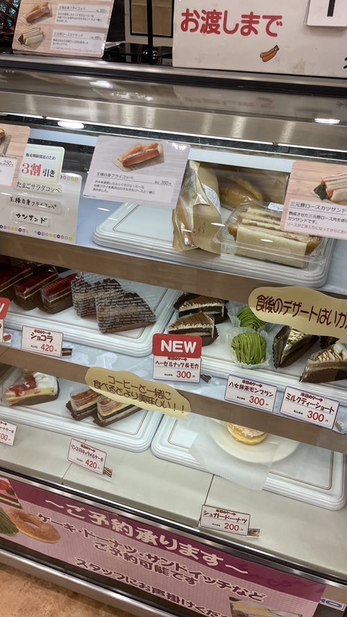 カフェファディの店内写真