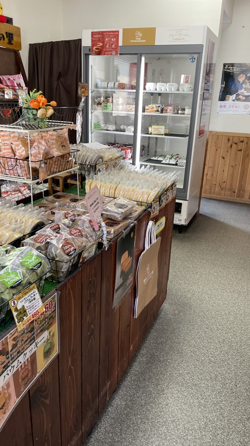 徳地とりたまの里店内
