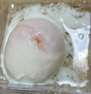 比内地鶏の温泉玉子 ヤマナシヤ